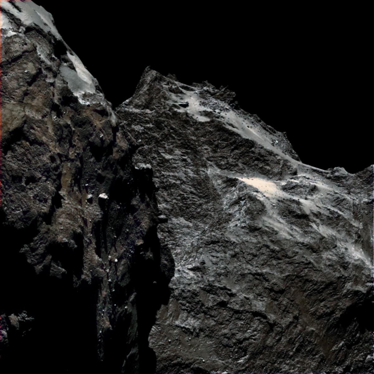 67P real color.jpg