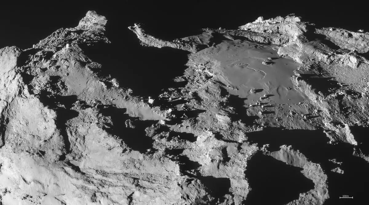 Comet_on_28_March_2015_NavCam_mosaic.jpg