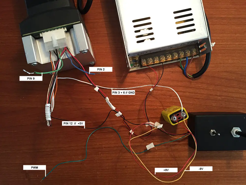 foto-24v-voeding-pwm-9v-batterij.jpg