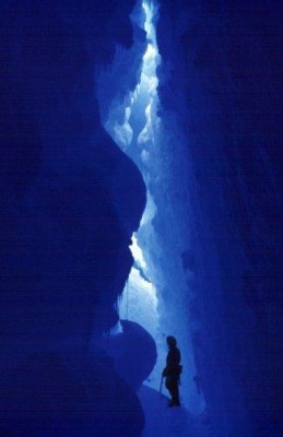 Crevasse1.jpg